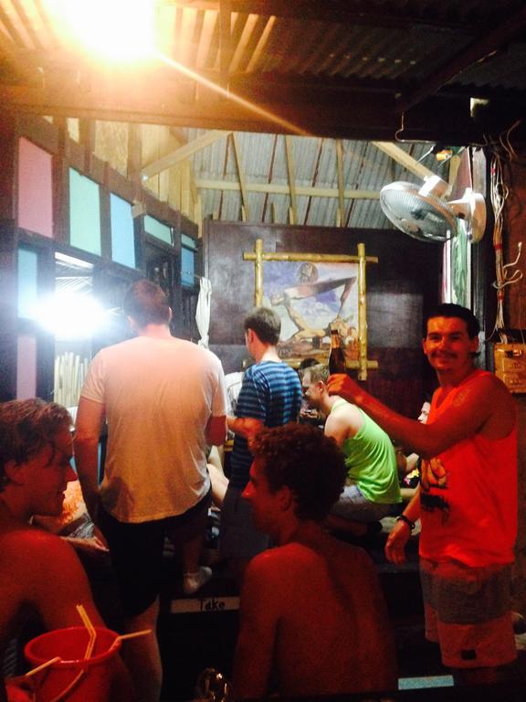 Bamboozle Hostel Haad Rin Exterior foto
