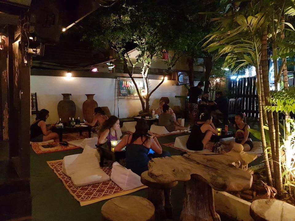 Bamboozle Hostel Haad Rin Exterior foto